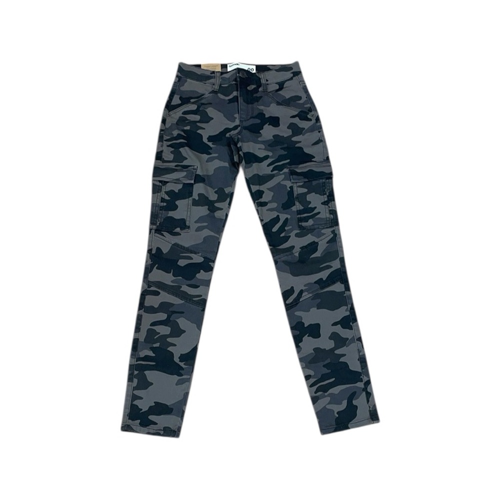 NWT garage camo cargo skinny jeans